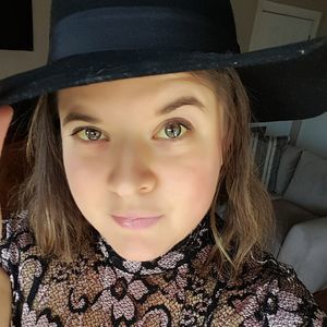 Meet your Posher, Melissa